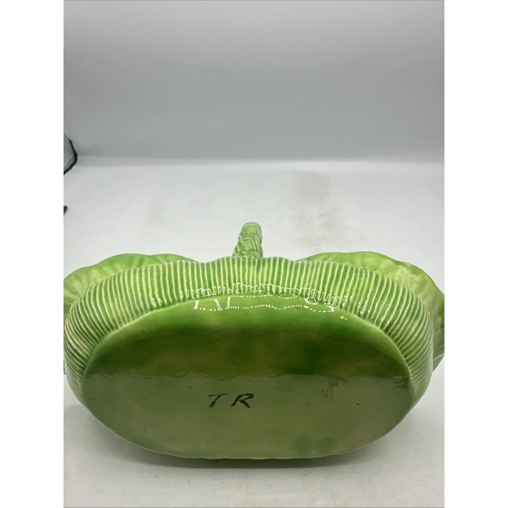 Dona's Ceramic Painted 1987 Green Basket Cabbage Leaf Edge  Vintage